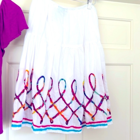 Colorful Embroidered White Skirt - Picture 1 of 6